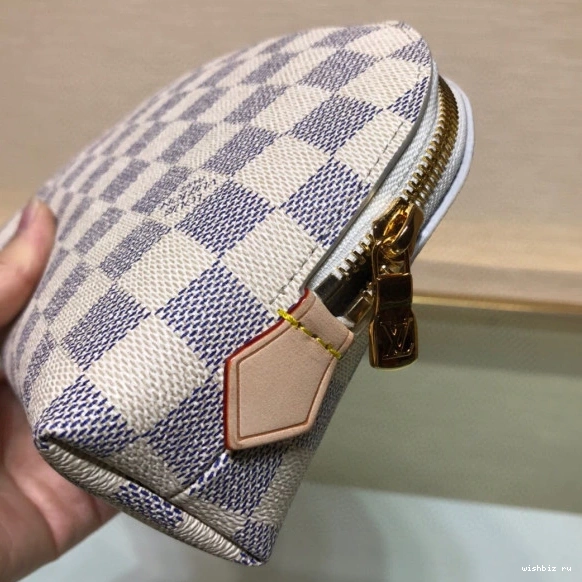 WIS POUCH VUITTON LOUIS GM COSMETIC 1030